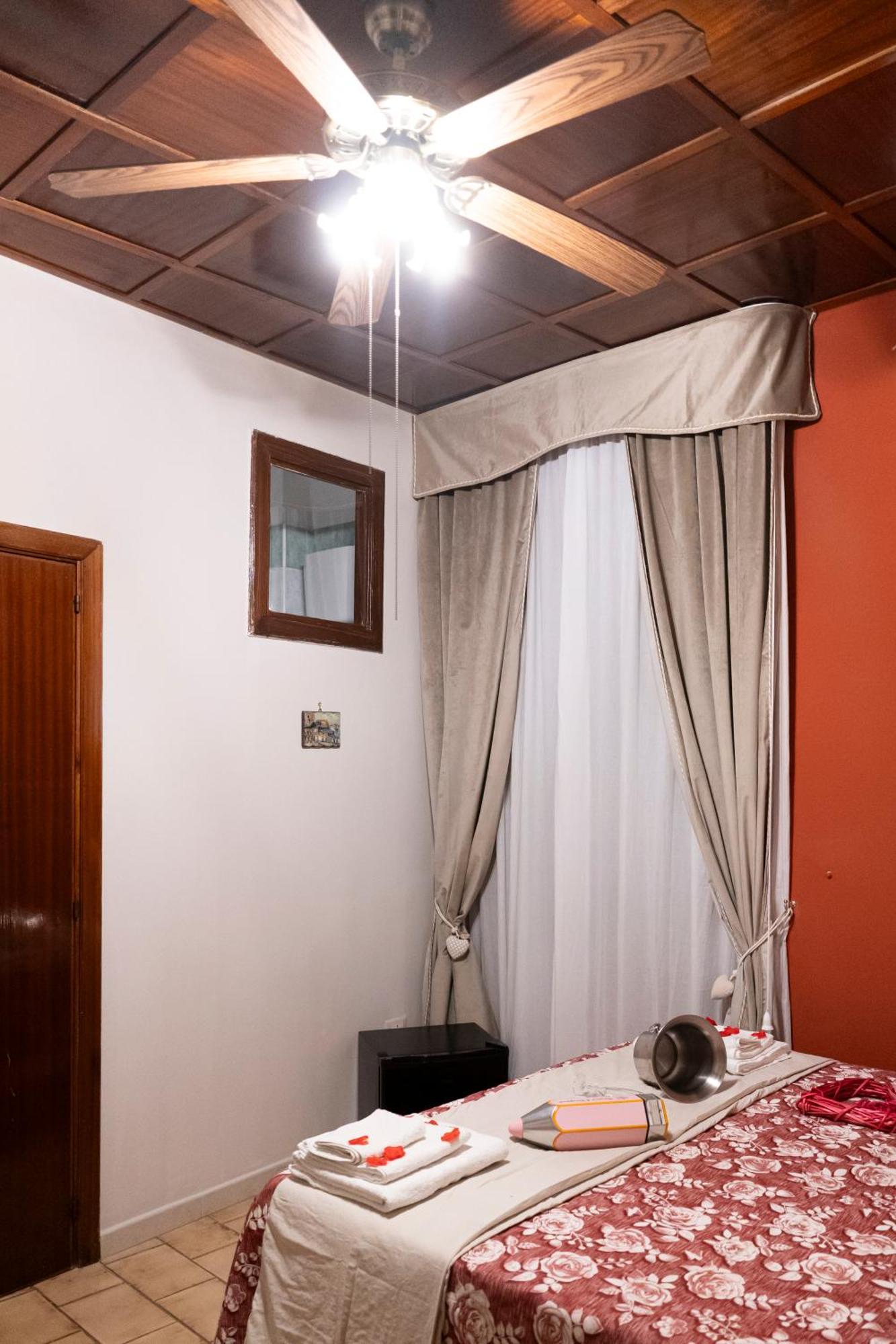 Affitta Don Vittorio - Portacapuana Naples